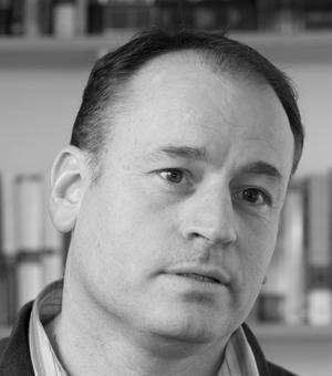 Dr Steven Clarke